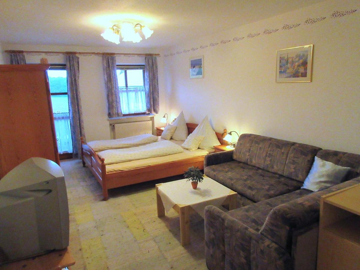 Lohnerhof Villa Kirchanschoring Habitación foto